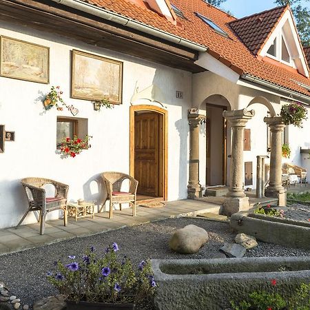 Penzion U Zámeckého parku Zihobce Exterior foto